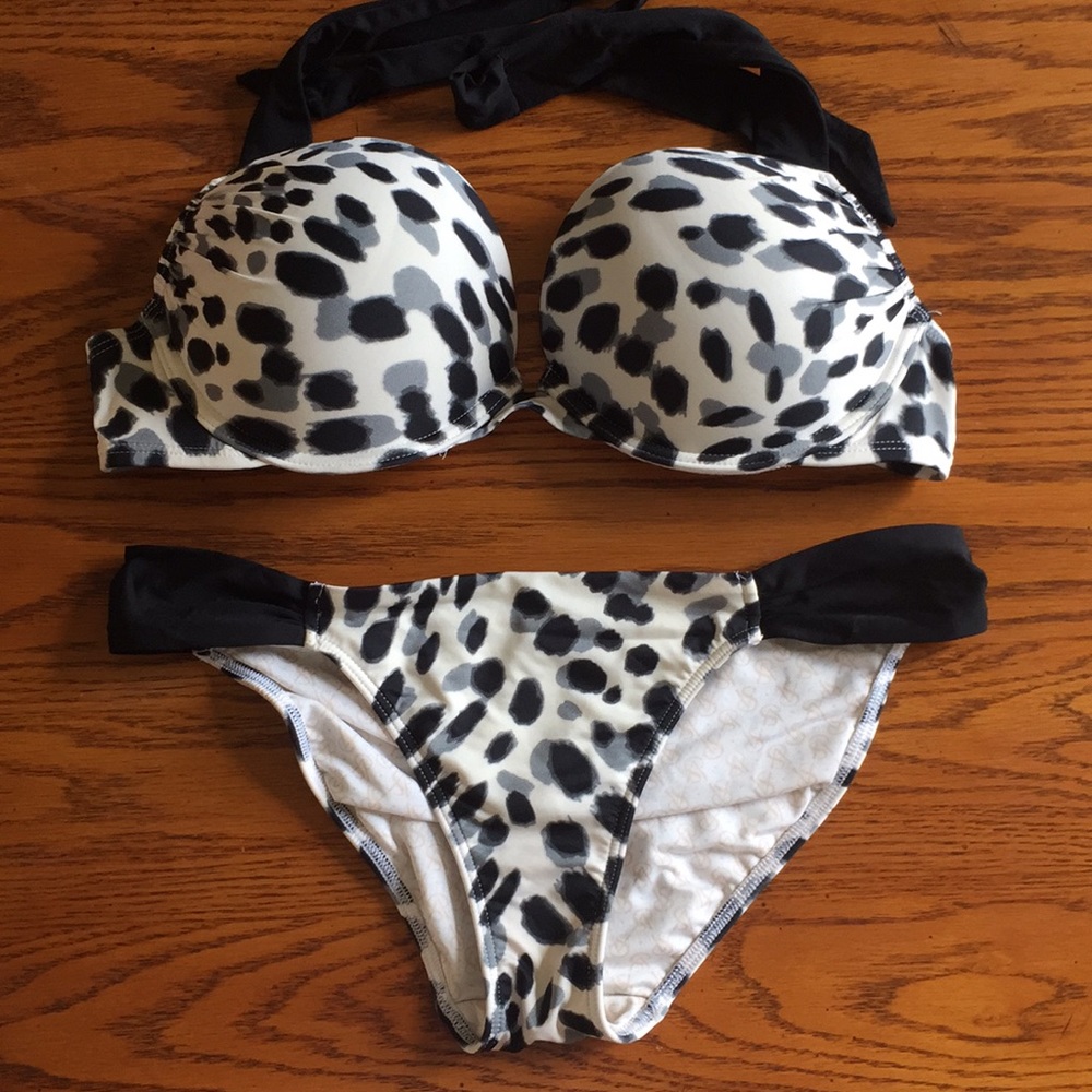 Women’s Victoria’s Secret Bikini